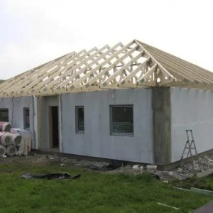 Day two. Construction of the roof.